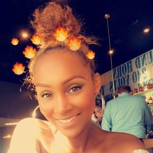 Meet your Posher, Laduana